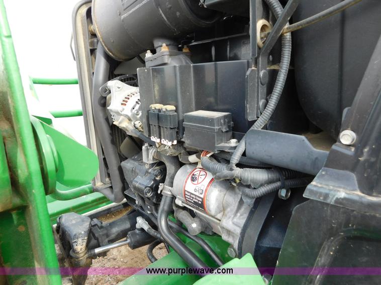 image for item AW9366 2011 John Deere 2720 MFWD tractor