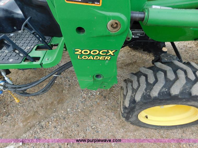 image for item AW9366 2011 John Deere 2720 MFWD tractor