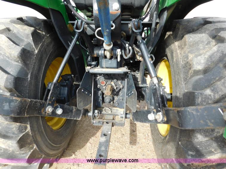 image for item AW9366 2011 John Deere 2720 MFWD tractor