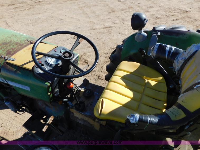 image for item AW9371 John Deere 2040 tractor