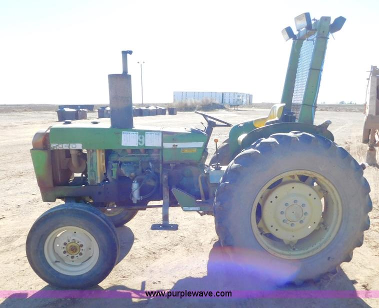 image for item AW9372 John Deere 2040 tractor