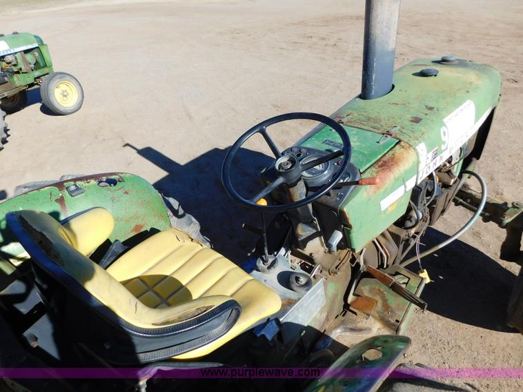 image for item AW9372 John Deere 2040 tractor