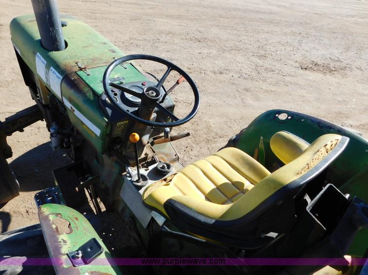 image for item AW9372 John Deere 2040 tractor