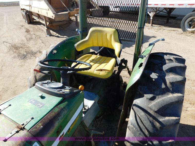 image for item AW9372 John Deere 2040 tractor