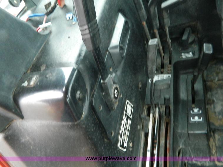 image for item AX9584 1995 Hesston 180-90 MFWD tractor