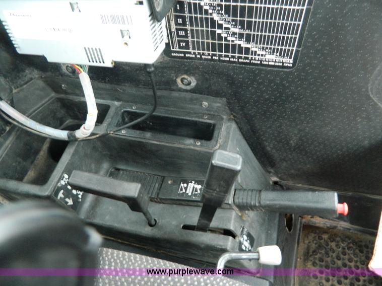 image for item AX9584 1995 Hesston 180-90 MFWD tractor