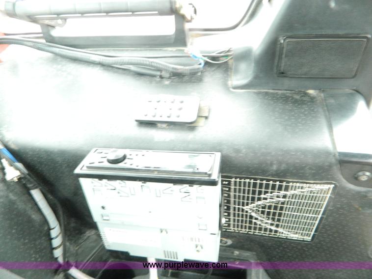 image for item AX9584 1995 Hesston 180-90 MFWD tractor