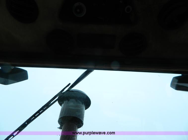 image for item AX9584 1995 Hesston 180-90 MFWD tractor