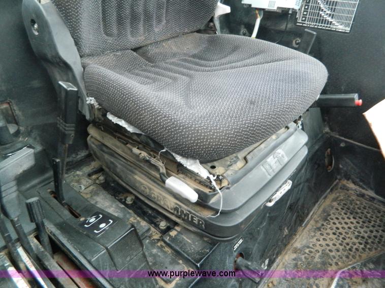 image for item AX9584 1995 Hesston 180-90 MFWD tractor