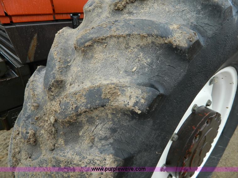 image for item AX9585 1990 Hesston 180-90 MFWD tractor