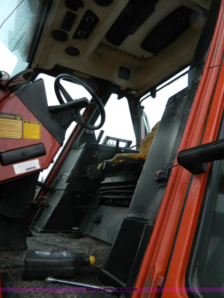 image for item AX9585 1990 Hesston 180-90 MFWD tractor