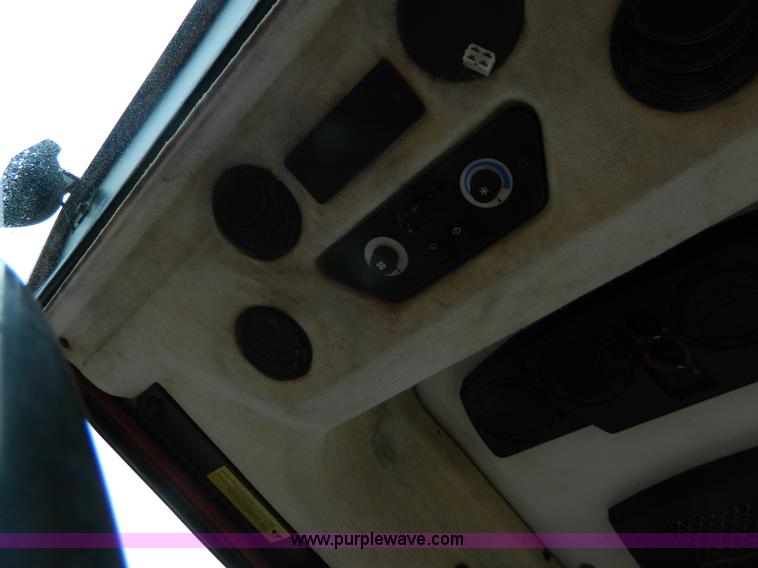 image for item AX9585 1990 Hesston 180-90 MFWD tractor