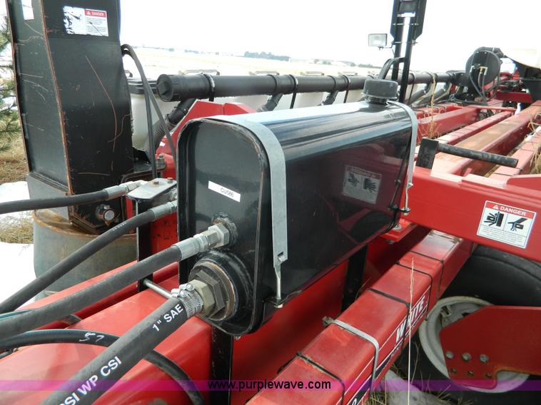 image for item AX9586 2005 AGCO White 8524 planter