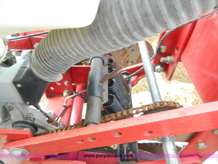 image for item AX9586 2005 AGCO White 8524 planter