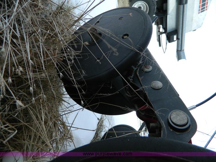 image for item AX9586 2005 AGCO White 8524 planter