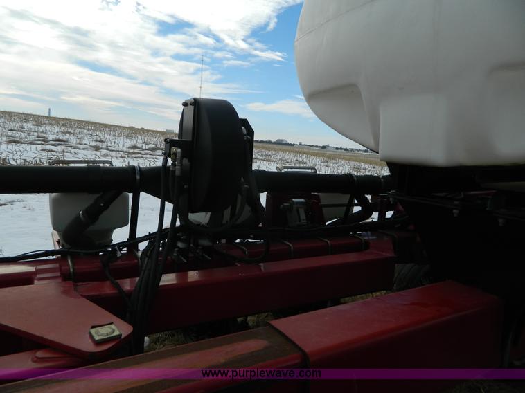 image for item AX9586 2005 AGCO White 8524 planter