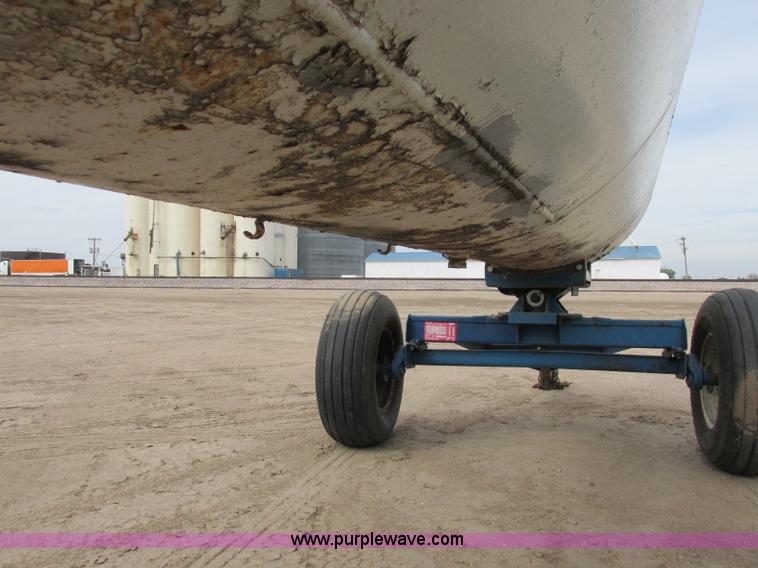 image for item BK9184 Dura-Flex anhydrous ammonia nurse tank