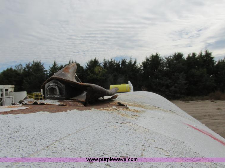 image for item BK9184 Dura-Flex anhydrous ammonia nurse tank