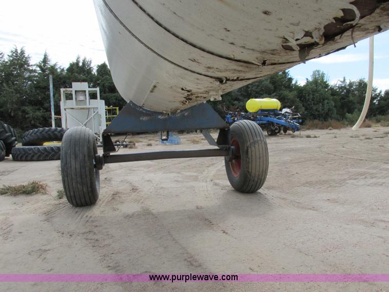 image for item BK9186 Dura-Flex anhydrous ammonia nurse tank