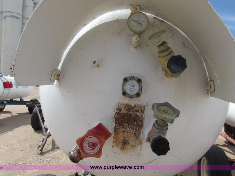 image for item BK9221 Anhydrous ammonia nurse tank