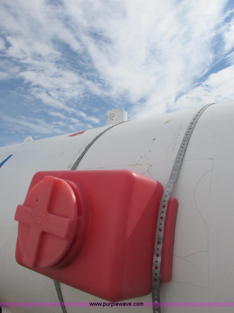 image for item BK9221 Anhydrous ammonia nurse tank