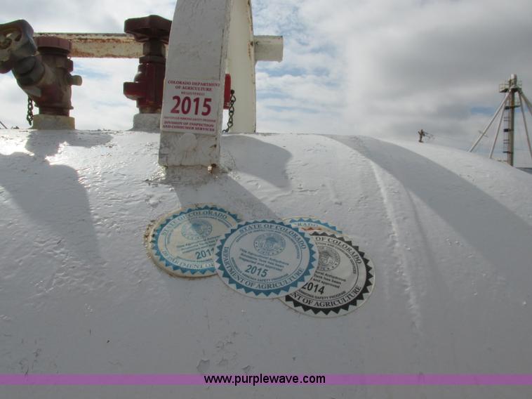 image for item BK9229 Anhydrous ammonia nurse tank