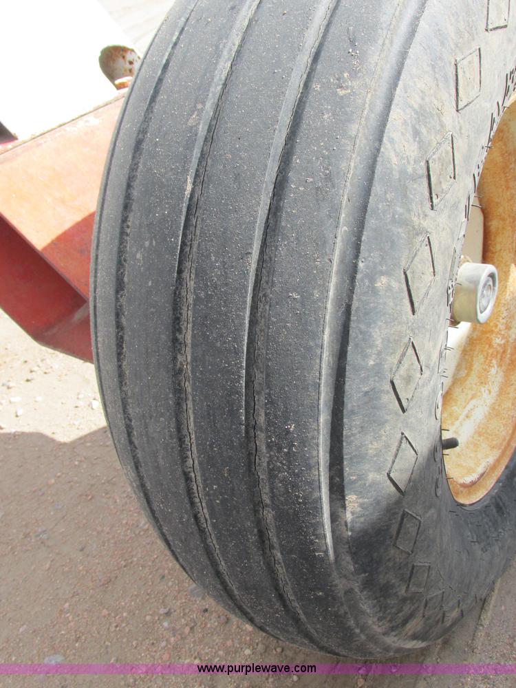 image for item BK9229 Anhydrous ammonia nurse tank