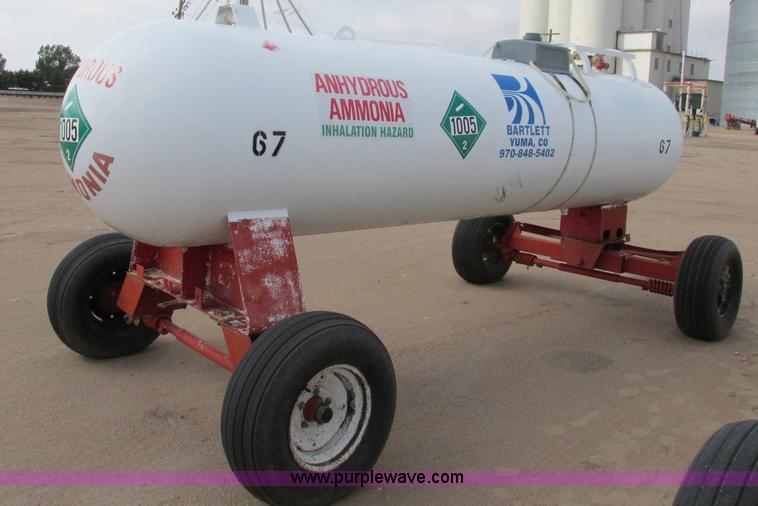 image for item BK9232 Anhydrous ammonia nurse tank