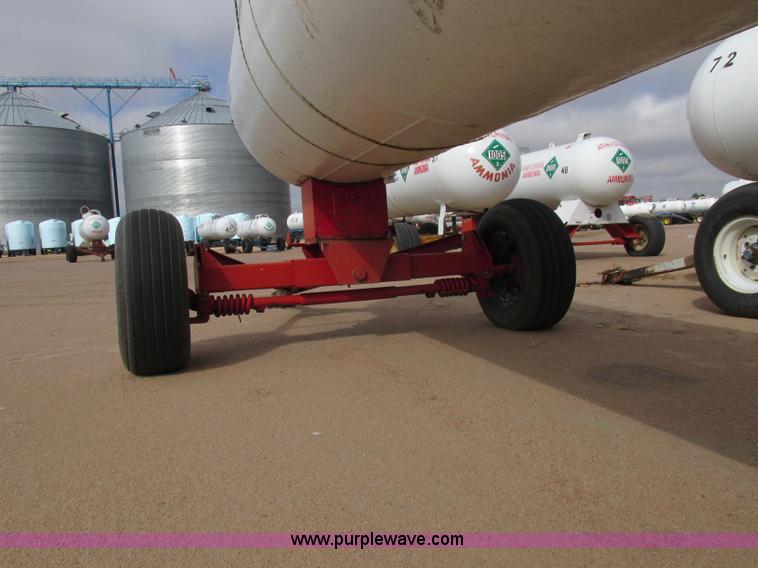 image for item BK9232 Anhydrous ammonia nurse tank