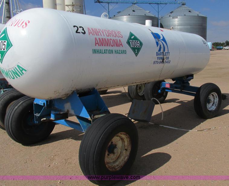 image for item BK9234 Anhydrous ammonia nurse tank