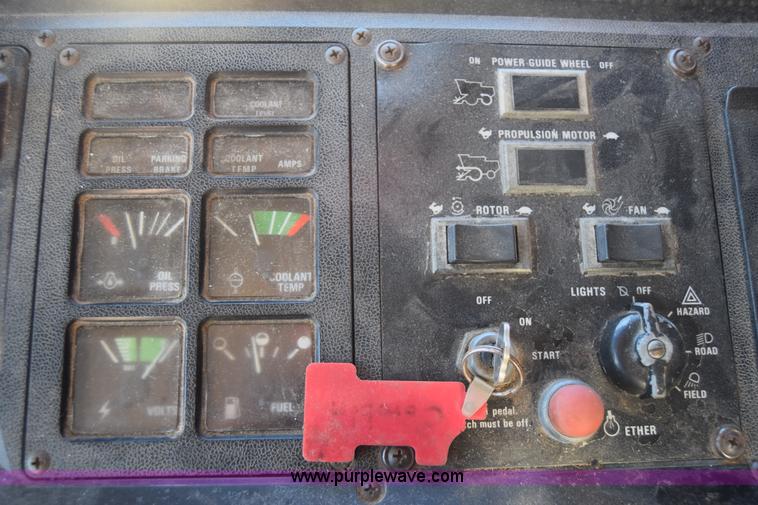 image for item BK9844 1991 Case IH 1680 Axial-Flow combine