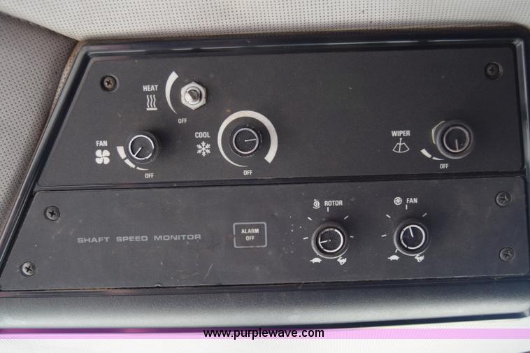 image for item BK9844 1991 Case IH 1680 Axial-Flow combine