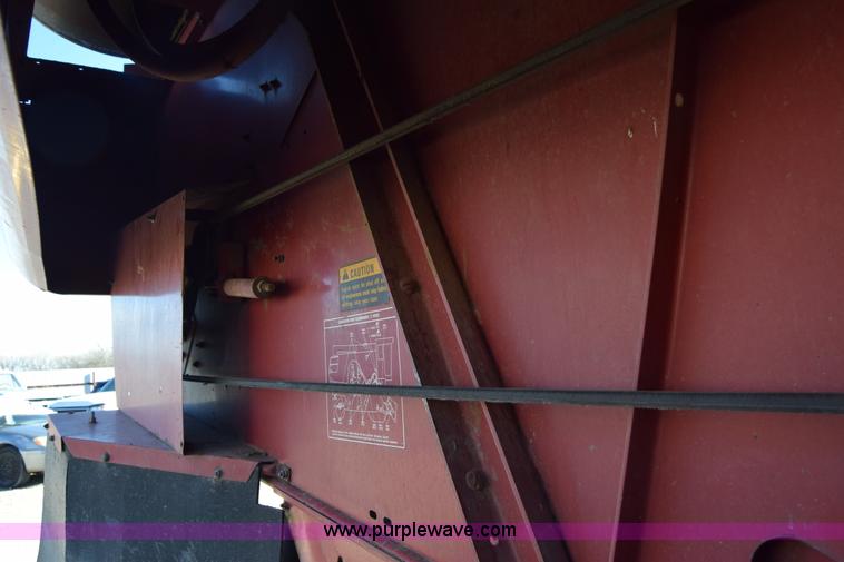 image for item BK9844 1991 Case IH 1680 Axial-Flow combine