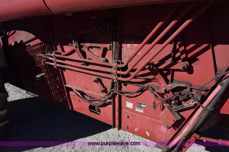 image for item BK9844 1991 Case IH 1680 Axial-Flow combine