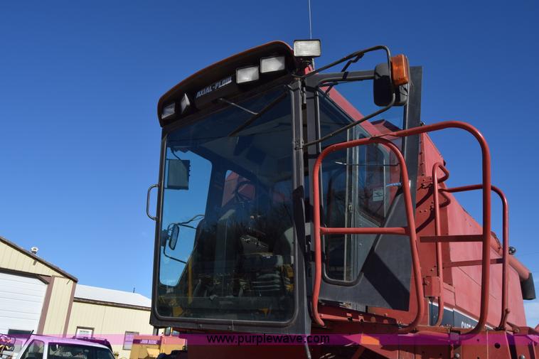 image for item BK9844 1991 Case IH 1680 Axial-Flow combine