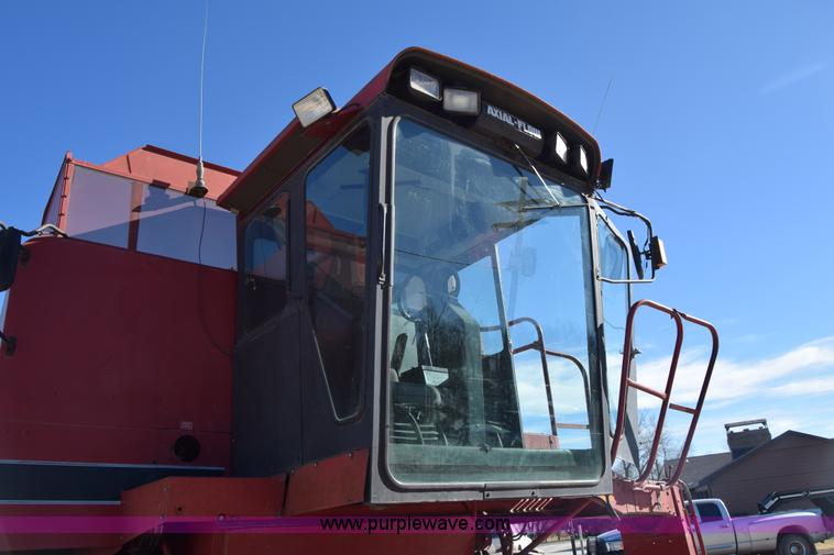 image for item BK9844 1991 Case IH 1680 Axial-Flow combine