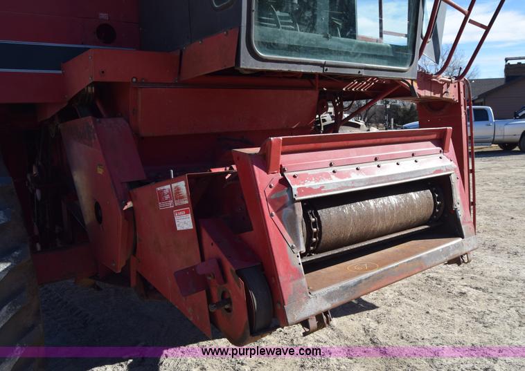 image for item BK9844 1991 Case IH 1680 Axial-Flow combine