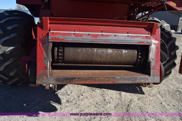 image for item BK9844 1991 Case IH 1680 Axial-Flow combine