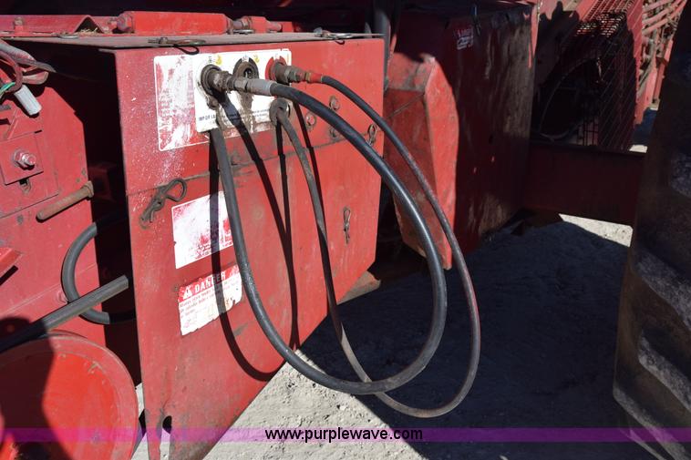 image for item BK9844 1991 Case IH 1680 Axial-Flow combine