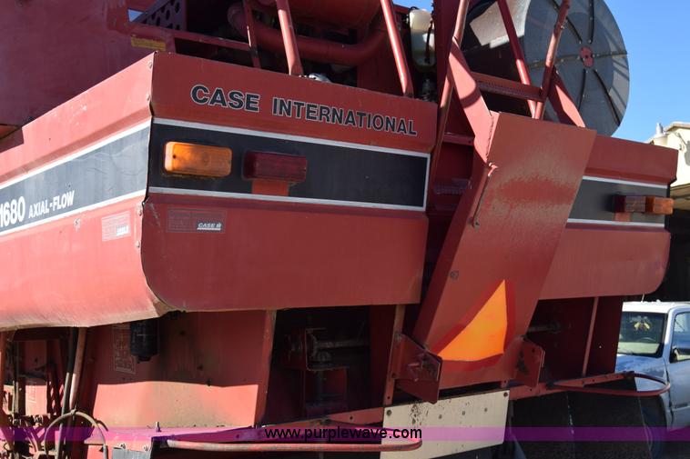 image for item BK9844 1991 Case IH 1680 Axial-Flow combine