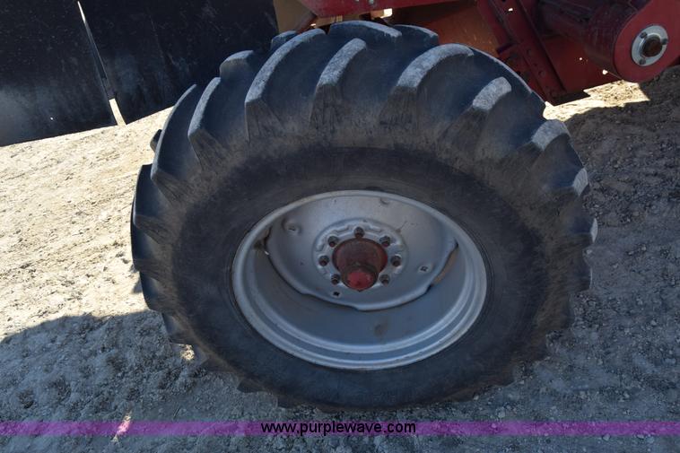 image for item BK9844 1991 Case IH 1680 Axial-Flow combine