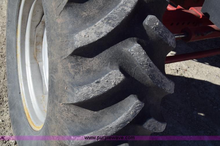 image for item BK9844 1991 Case IH 1680 Axial-Flow combine