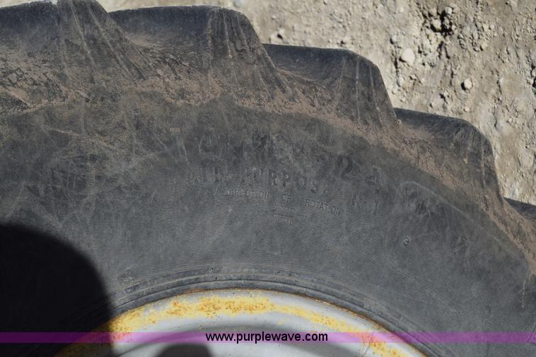 image for item BK9844 1991 Case IH 1680 Axial-Flow combine