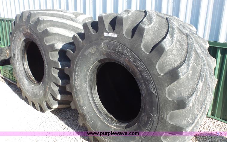 image for item BL9289 (2) 66x43.00-25 flotation tires