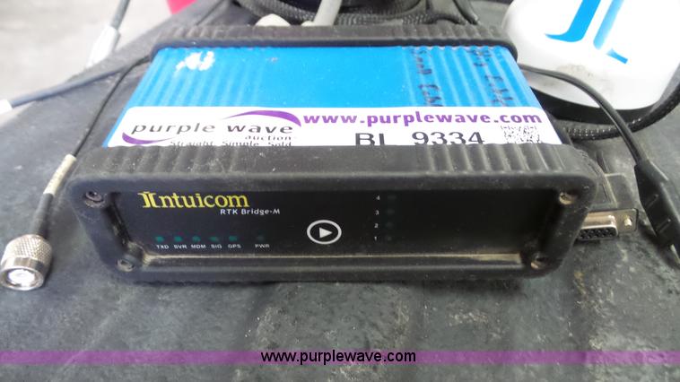 image for item BL9334 Intvicom RTK Bridge-M network device with antenna