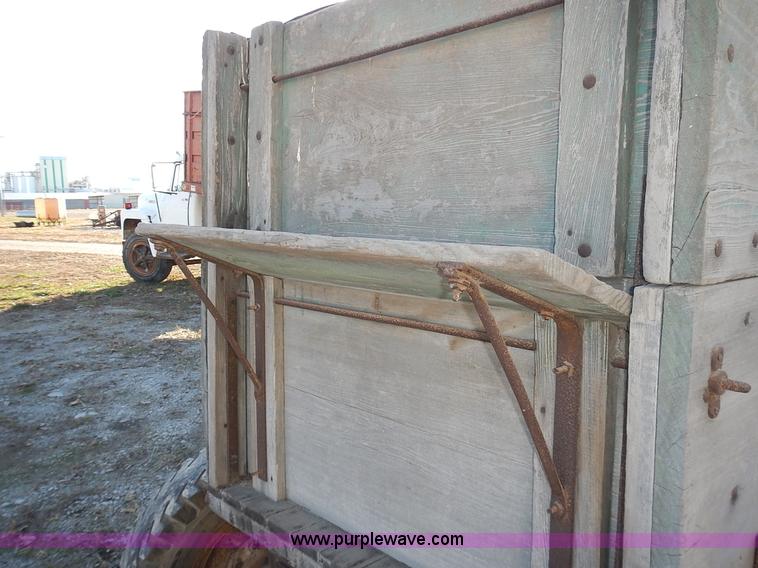 image for item BN9066 Grain wagon