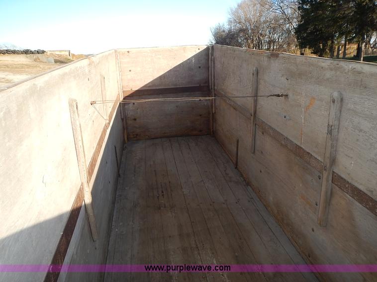 image for item BN9066 Grain wagon