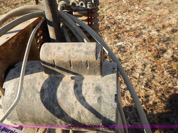 image for item BN9069 1975 National air compressor