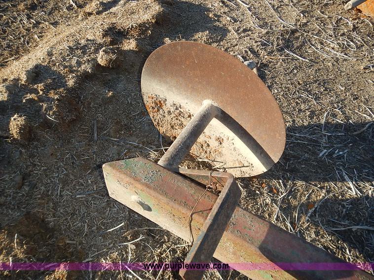 image for item BN9073 Shop built bale unroller