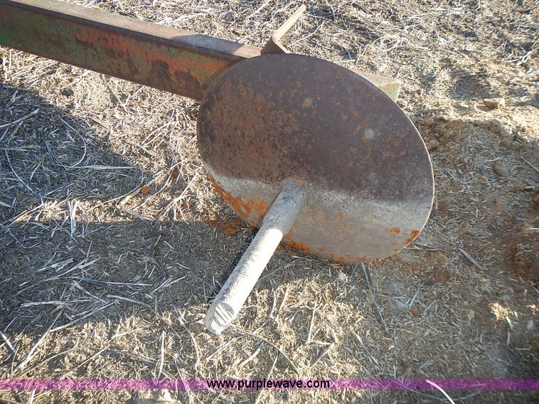 image for item BN9073 Shop built bale unroller